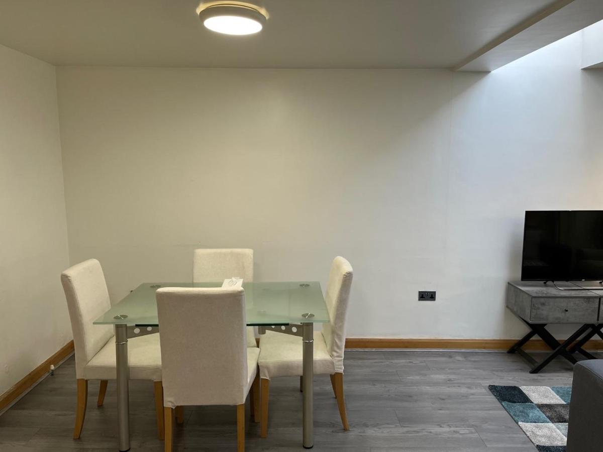 Three Bedroom House In Tooting By Star Apartments London Eksteriør bilde
